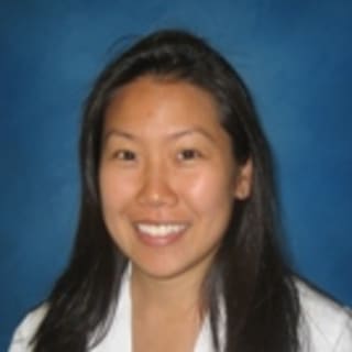 Evelyn Chow, MD, Emergency Medicine, Hayward, CA