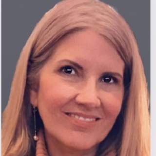 Marylou Romo-Gritzewsky, MD, Internal Medicine, Freedom, CA