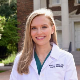 Averi White, MD, Internal Medicine, Dallas, TX