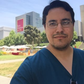 Daniel Martinez, MD, Internal Medicine, Phoenix, AZ