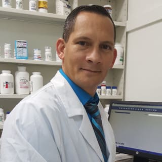 Yordy Ponce De Leon, Pharmacist, Coral Gables, FL