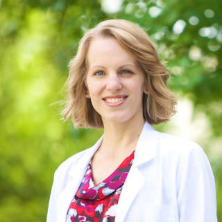 Lindsay Sherrard, MD, Family Medicine, Midlothian, VA