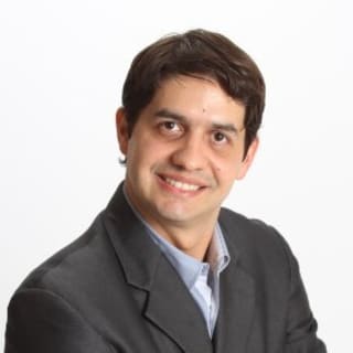 Gil Cortes, MD
