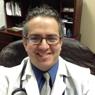 Gilberto Cota, MD, Family Medicine, El Centro, CA