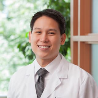 Victor Estacio, MD, Internal Medicine, Seattle, WA