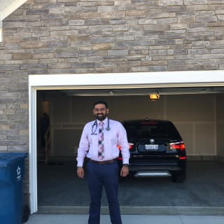 Guryadav Dhillon, MD, Family Medicine, Akron, OH