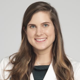 Nicole Frerichs, DO, Internal Medicine, Cleveland, OH