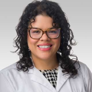 Perla (Castro) Flores, Family Nurse Practitioner, Chicago, IL