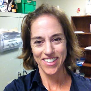 Kathleen Kearns, MD, Family Medicine, Wailuku, HI