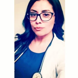 Xochitl Landeros, Family Nurse Practitioner, Glendale, AZ