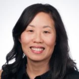 Julie Jun, Pharmacist, Chicago, IL