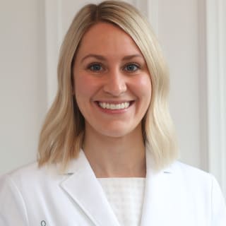 Molly Lee, Nurse Practitioner, Chicago, IL