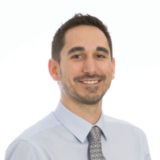 Adrian Vazquez, MD, Rheumatology, Asheville, NC