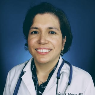 Maria Arbelaez, MD, Family Medicine, San Antonio, TX