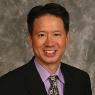 Ian Chuang, MD, Family Medicine, Overland, KS