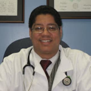 Alveris Molina, MD