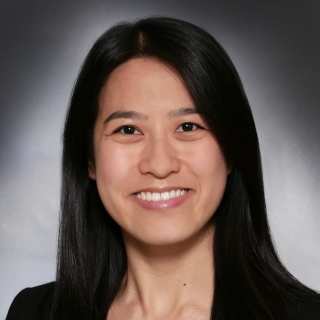 Athena Tran, MD, Internal Medicine, Cincinnati, OH