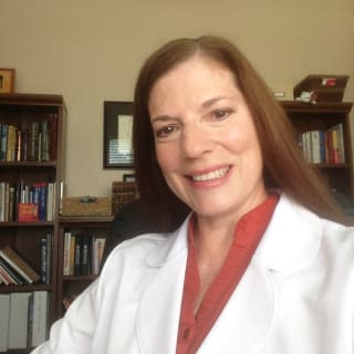 Joyce (Pastore) Fiedler, MD, Internal Medicine, Washington, DC