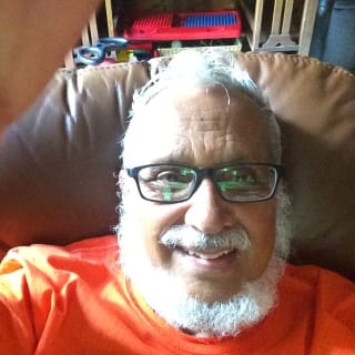Renato (Romero Del Valle) Romero, MD