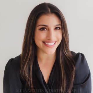 Nina Farivari, MD, Ophthalmology, Lexington, MA, Emerson Hospital