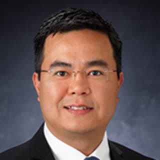 Eugene Enriquez, MD, Internal Medicine, New Berlin, WI