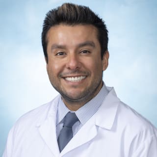 Oscar Gantes, MD, Family Medicine, Carson, CA