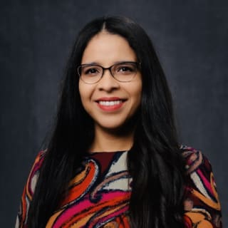 Azucena Del Real, MD, Internal Medicine, El Paso, TX