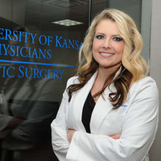 Julie Holding, MD, Plastic Surgery, Leawood, KS, The University of Kansas Hospital