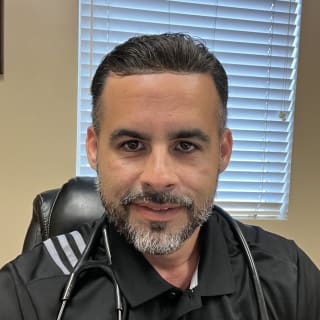 Richard Santiago, MD, Family Medicine, Tampa, FL