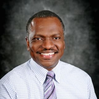 Akinola Ogundipe, MD, Oncology, Ponca City, OK