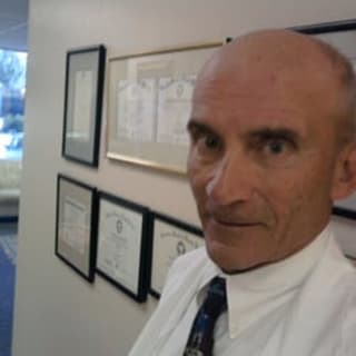Larry Resneck-Sannes, MD, Family Medicine, Santa Cruz, CA