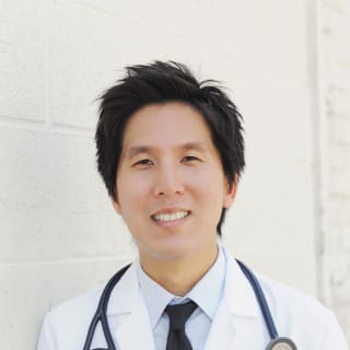 Daniel Lee, MD, Physical Medicine/Rehab, Everett, WA