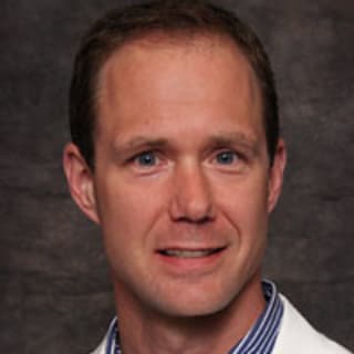 Edward Nelsen-Freund, MD, Orthopaedic Surgery, Milwaukee, WI, Froedtert Menomonee Falls Hospital