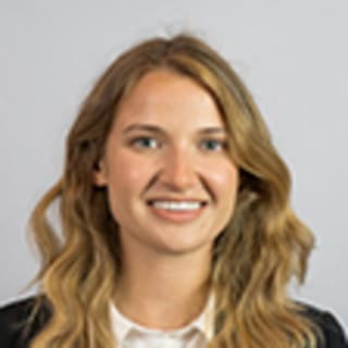 Julia Paluszkiewicz, MD, Resident Physician, Chicago, IL