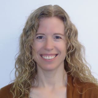 Natalie Lourenco, Internal Medicine, New Haven, CT