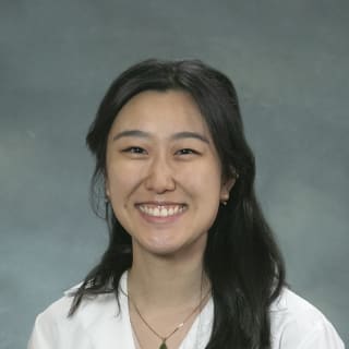 Kristen La, MD, Emergency Medicine, Alexandria, VA