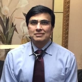 Sohail Khan, MD, Internal Medicine, Lynn Haven, FL