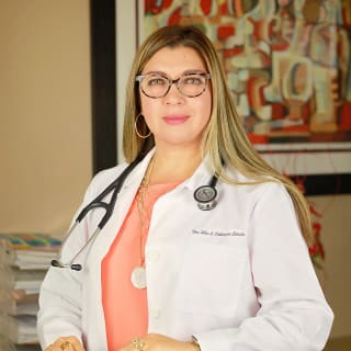 Idia Velazquez Lozada, MD, Internal Medicine, Humacao, PR, Hospital HMA de Humacao