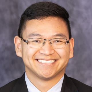 Tri Huynh, MD, Resident Physician, Naples, FL