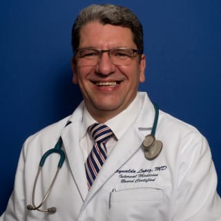 Reynaldo Lopez, MD, Internal Medicine, Davie, FL