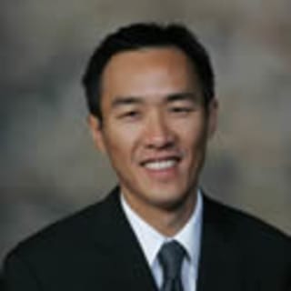 Wayne Wong, MD, Internal Medicine, Elmhurst, IL, Elmhurst Hospital