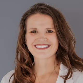 Courtney Patterson-Manfredi, Family Nurse Practitioner, Wichita, KS