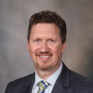 Richard Newcomb, MD, Occupational Medicine, Rochester, MN, Mayo Clinic Hospital - Rochester