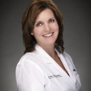 Julie McCardell, Family Nurse Practitioner, Camarillo, CA