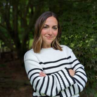 Anna Emore