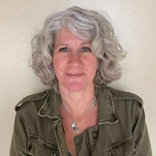 Lauri Lowenbraun, DO