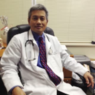 Eric Comsti, MD, Internal Medicine, Lakehurst, NJ, Community Medical Center