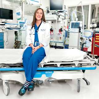 Allyson Bloom, MD, Emergency Medicine, Falls Church, VA