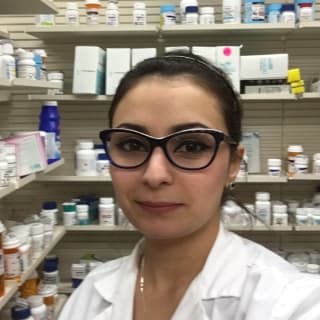 Israa Mahmood, Pharmacist, McCarran, NV