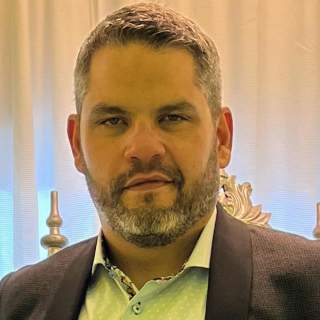Victor Ramos-Torres, MD